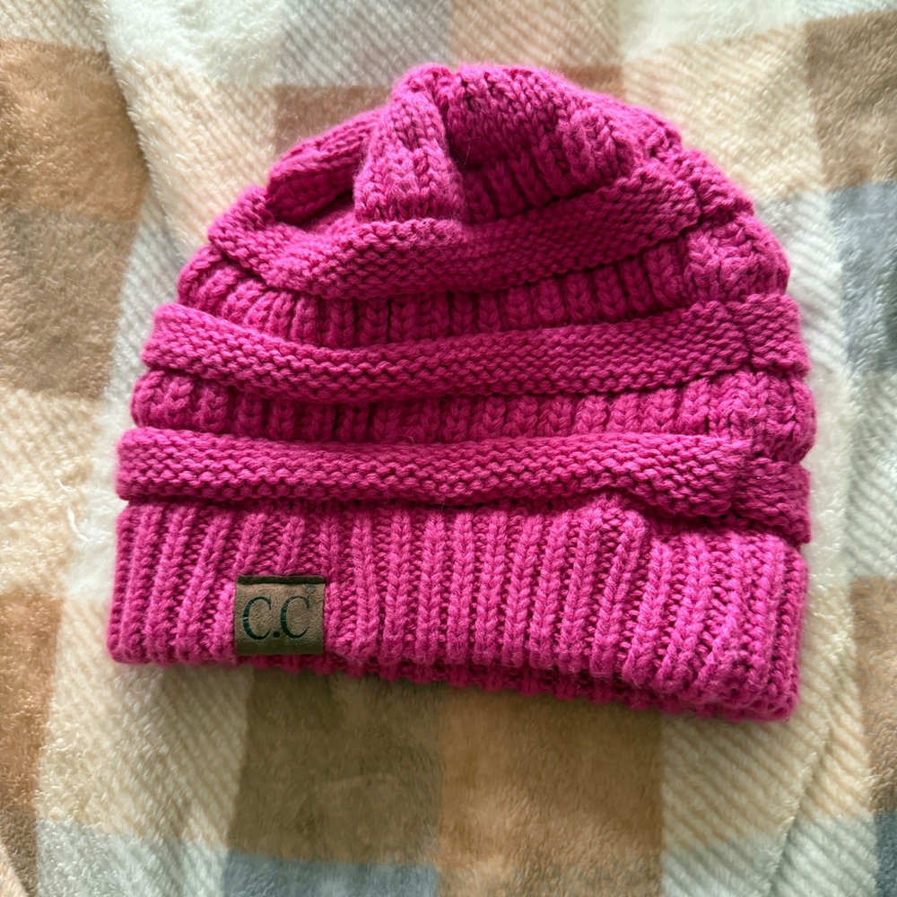 CC Beanie Hot Pink Knit Winter Warm Beanie Hat Women One Size Snow Outdoor‎